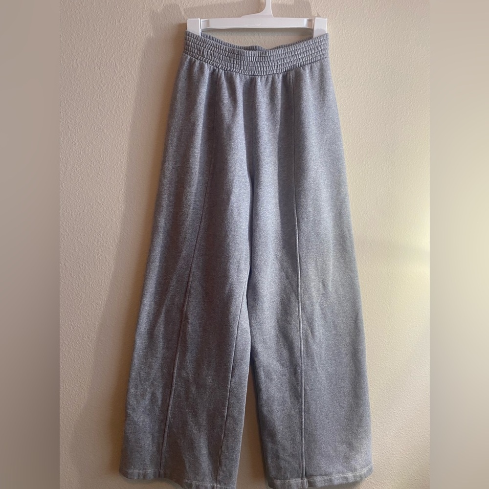 ZARA medium gray flared sweatpants. Size M but fits s/m.